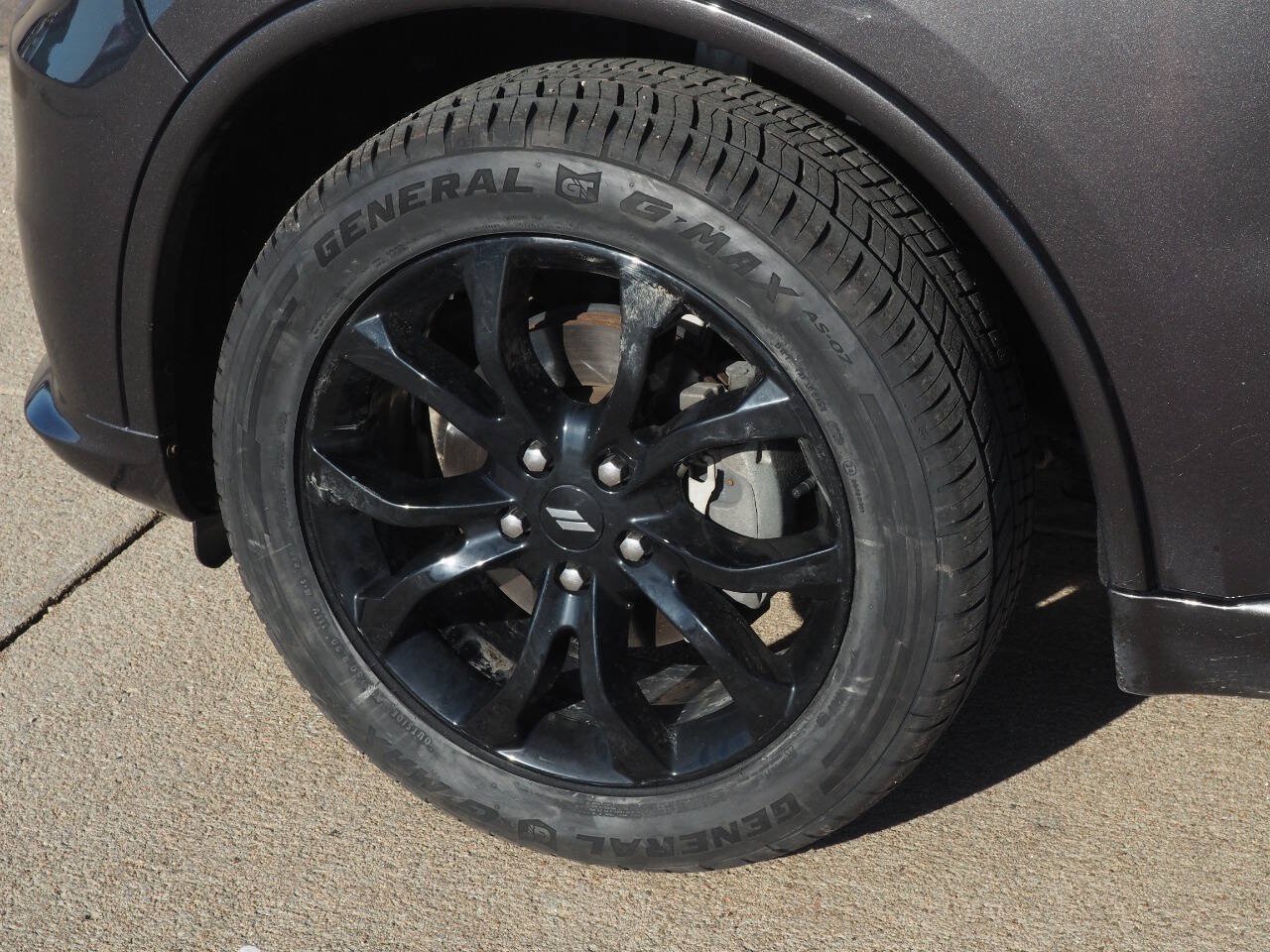 Used 2019 Dodge Durango GT w/ Blacktop Package AWD/4WD image 4