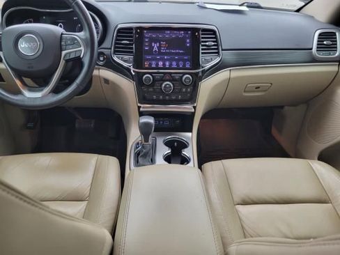 Used 2019 Jeep Grand Cherokee Limited w/ Trailer Tow Group IV image 14