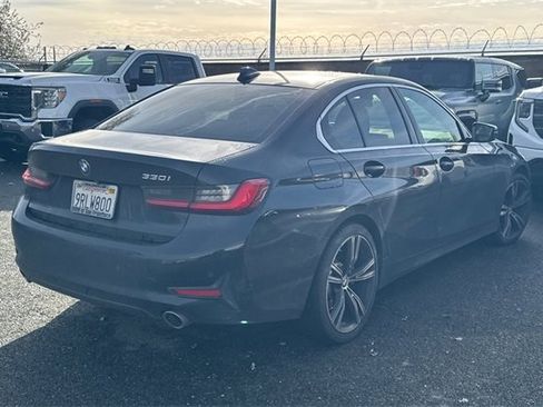 Used 2021 BMW 330i Sedan w/ Driving Assistance Package image 3