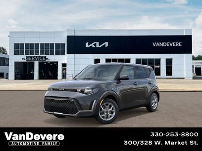 New 2025 Kia Soul LX