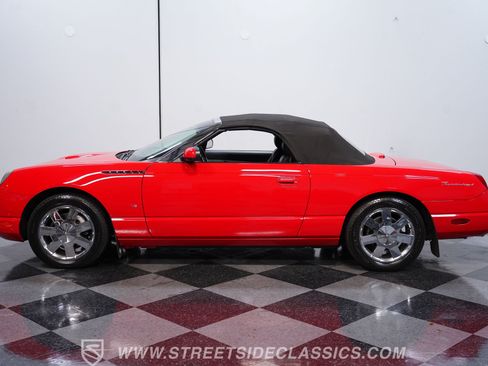 Used 2003 Ford Thunderbird RWD image 2