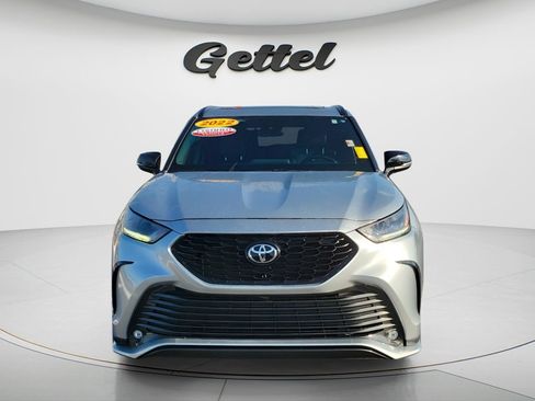 Used 2022 Toyota Highlander XSE image 16