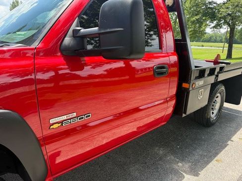 Used 2004 Chevrolet Silverado 2500 W/T w/ Heavy-Duty Power Package AWD/4WD image 15