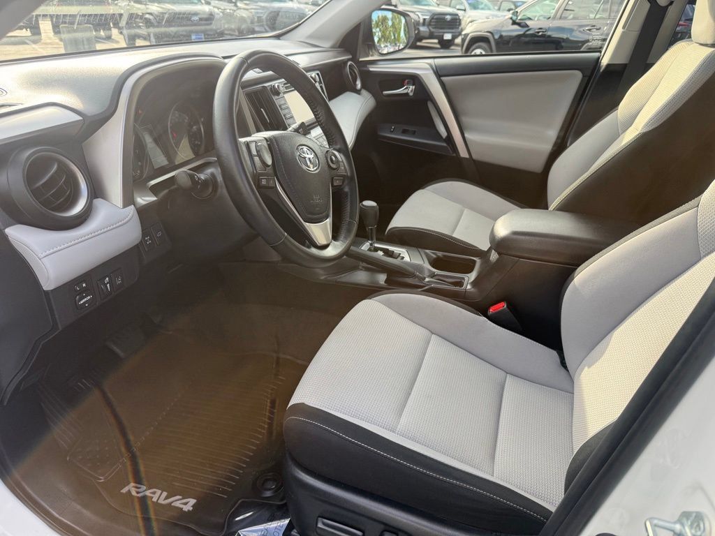 Certified 2018 Toyota RAV4 XLE AWD/4WD image 14