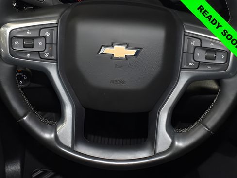 Used 2025 Chevrolet Silverado 1500 LT AWD/4WD image 24