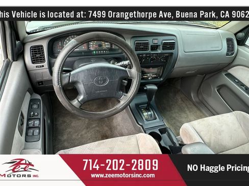 Used 2001 Toyota 4Runner SR5 RWD image 17
