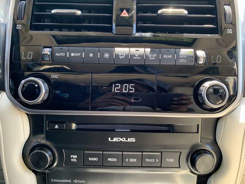 Used 2023 Lexus GX 460 Premium w/ Premium Package AWD/4WD image 29