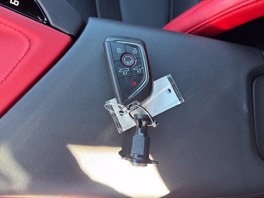 Used 2021 Chevrolet Corvette Stingray Preferred Cpe w/ Z51 Performance Package RWD image 27