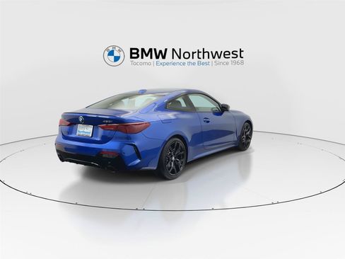 Used 2026 BMW 430i xDrive Coupe w/ M Sport Package AWD/4WD image 3