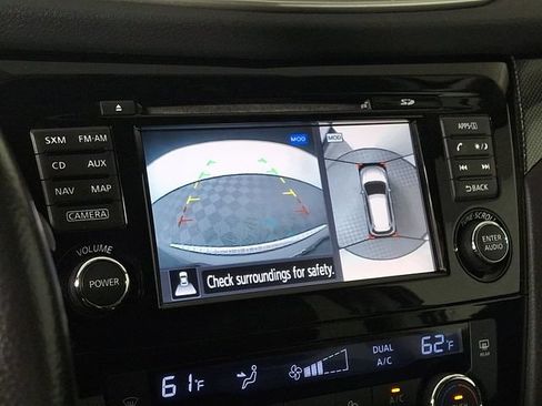 Used 2016 Nissan Rogue SL AWD/4WD image 4