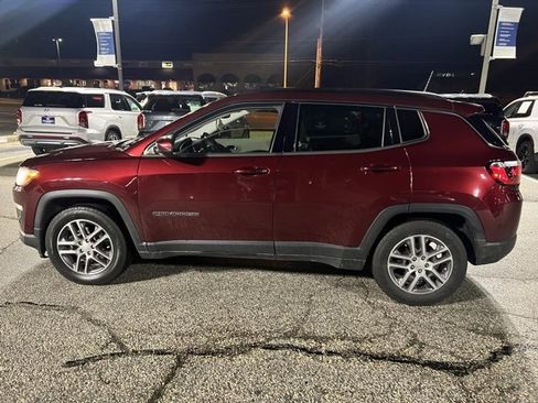 Used 2020 Jeep Compass Latitude image 29