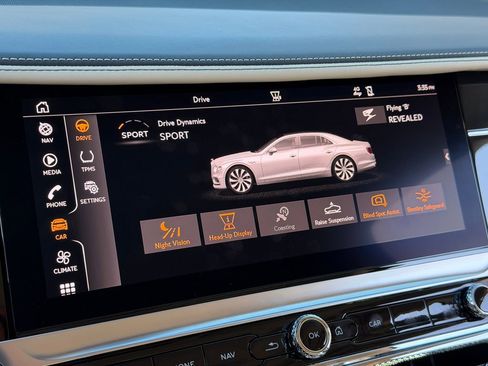 Used 2023 Bentley Flying Spur W12 image 26