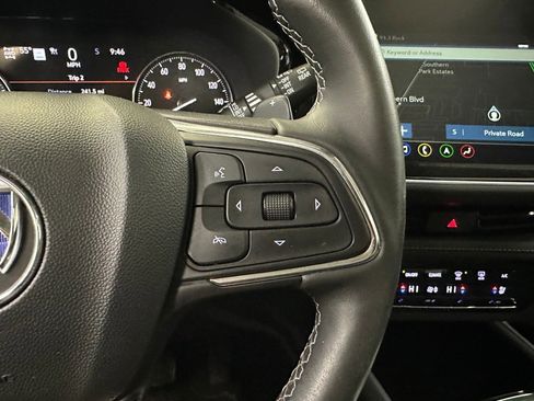 Certified 2023 Buick Envision Avenir image 11
