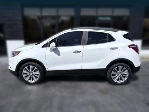 Used 2017 Buick Encore Preferred image 2