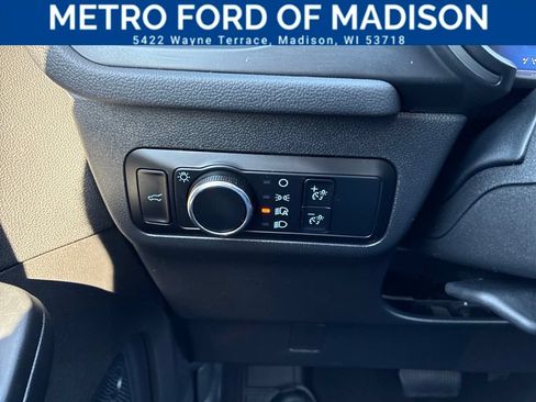 Used 2024 Ford Escape Active AWD/4WD image 30