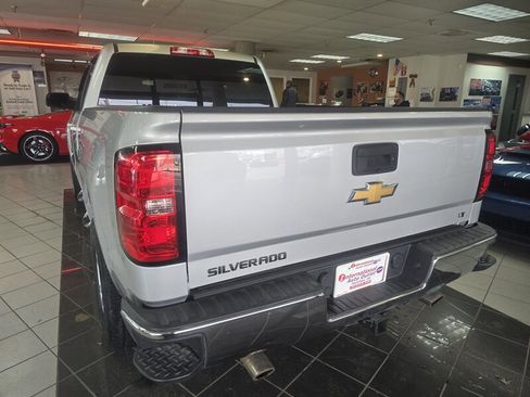 Used 2018 Chevrolet Silverado 1500 LT w/ All Star Edition image 5