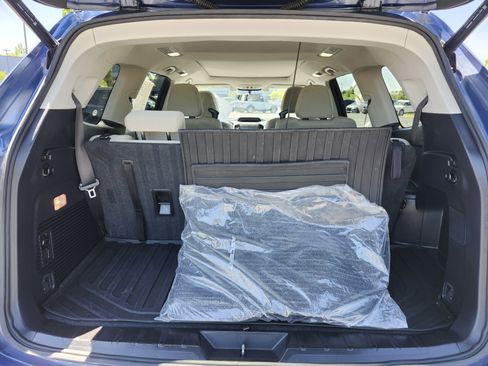 Used 2021 Subaru Ascent Premium w/ Sport Package AWD/4WD image 26