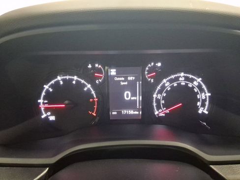 Used 2023 Toyota 4Runner SR5 AWD/4WD image 24