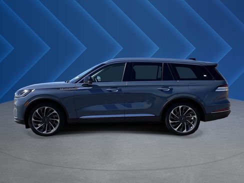 Used 2025 Lincoln Aviator Reserve w/ Equipment Group 201A AWD/4WD image 6
