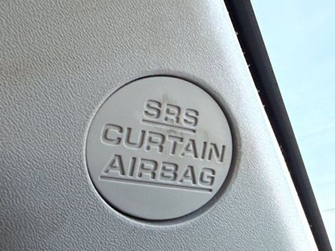 Used 2022 Toyota 4Runner SR5 Premium w/ Moonroof Package AWD/4WD image 34