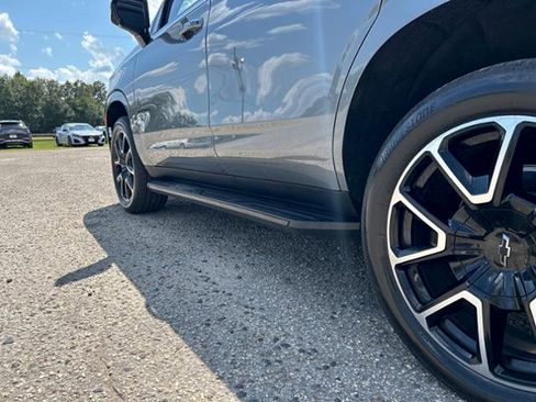 Used 2022 Chevrolet Tahoe RST w/ Luxury Package image 9