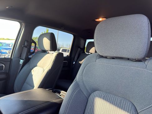 Used 2024 RAM 1500 Big Horn AWD/4WD image 28