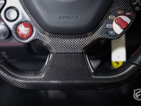 Used 2010 Ferrari 458 Italia Coupe RWD image 22