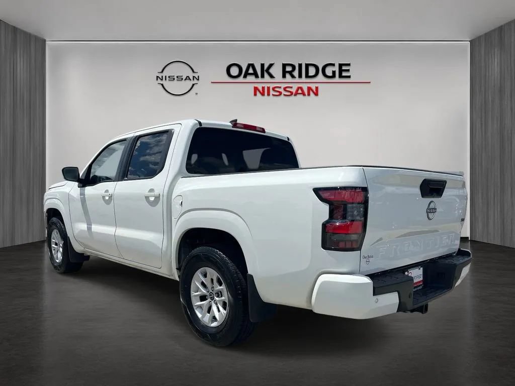 Used 2024 Nissan Frontier SV w/ Technology Package RWD image 5