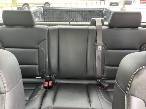 Used 2015 Chevrolet Silverado 2500 LT w/ LT Convenience Package AWD/4WD image 12