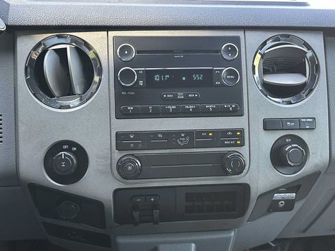 Used 2013 Ford F250 XLT w/ XLT Interior Pkg RWD image 22