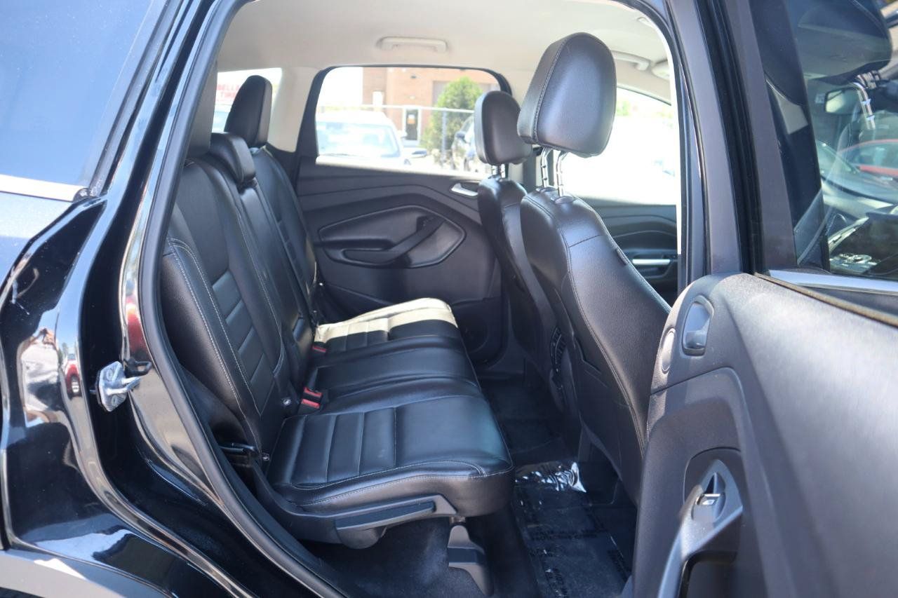 Used 2014 Ford Escape Titanium w/ Equipment Group 401A AWD/4WD image 12