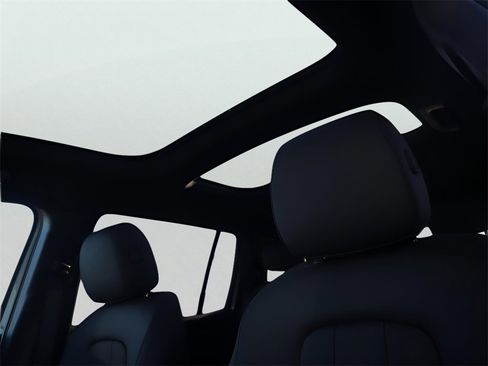 New 2026 Mercedes-Benz GLB 250 4MATIC image 51