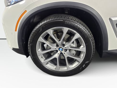 Used 2026 BMW X5 xDrive40i AWD/4WD image 13