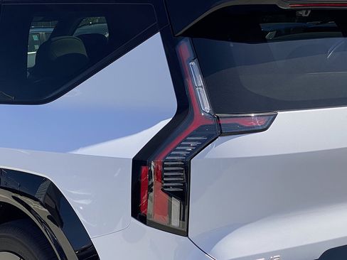 New 2026 Kia EV9 GT-Line AWD/4WD image 4