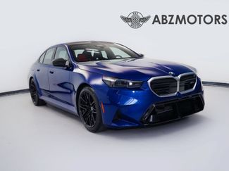 Used 2025 BMW M5 w/ Carbon Package AWD/4WD video 1