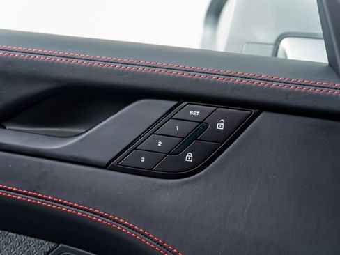 Used 2025 Porsche 911 Carrera 4 GTS image 45