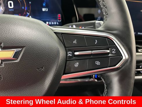 Used 2025 Chevrolet Equinox LT w/ Convenience Package II FWD image 25