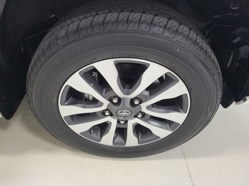 Certified 2019 Toyota Sequoia Limited AWD/4WD image 43