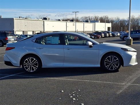 New 2026 Toyota Camry XLE image 4