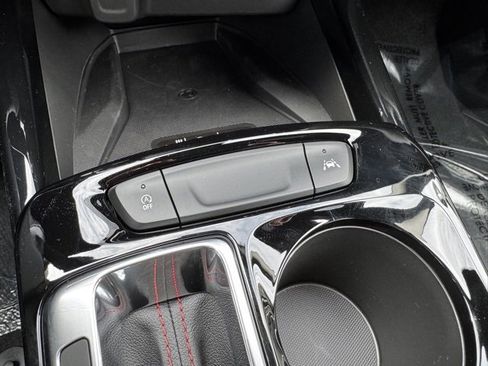 New 2026 Chevrolet Trax RS w/ Sunroof Package image 14