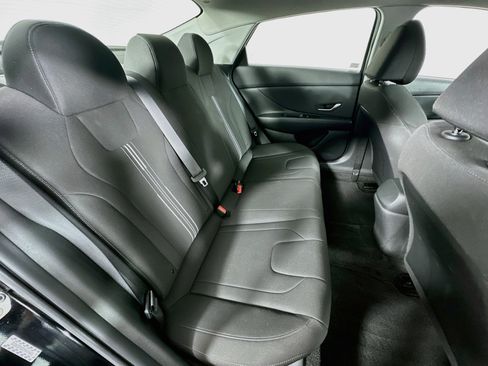 Used 2023 Hyundai Elantra SEL FWD image 24