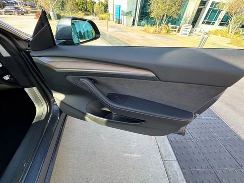 Used 2023 Tesla Model 3 Long Range image 38