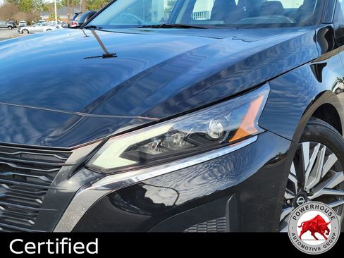 Used 2024 Nissan Altima 2.5 SV image 9