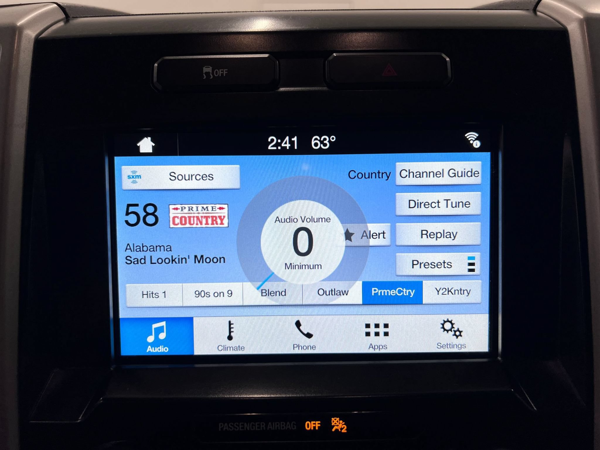 Used 2016 Ford F150 Lariat AWD/4WD image 23