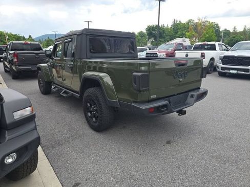 Used 2022 Jeep Gladiator Sport AWD/4WD image 4