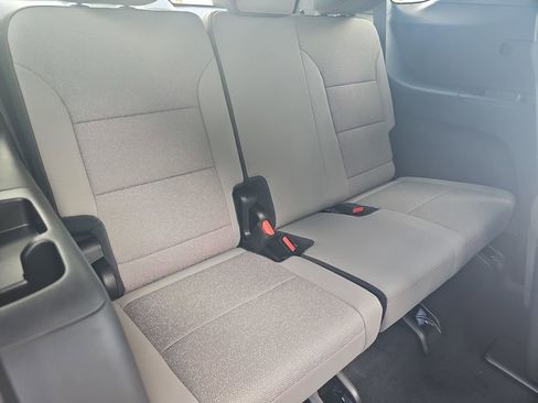 New 2026 Chevrolet Traverse LT FWD image 12