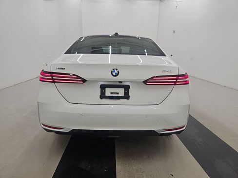 Used 2026 BMW 540i xDrive AWD/4WD image 5