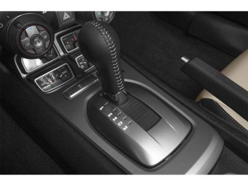 Used 2015 Chevrolet Camaro LT RWD image 13