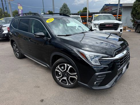 Used 2023 Subaru Ascent Limited AWD/4WD image 3