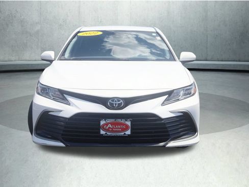 Used 2022 Toyota Camry LE FWD image 2